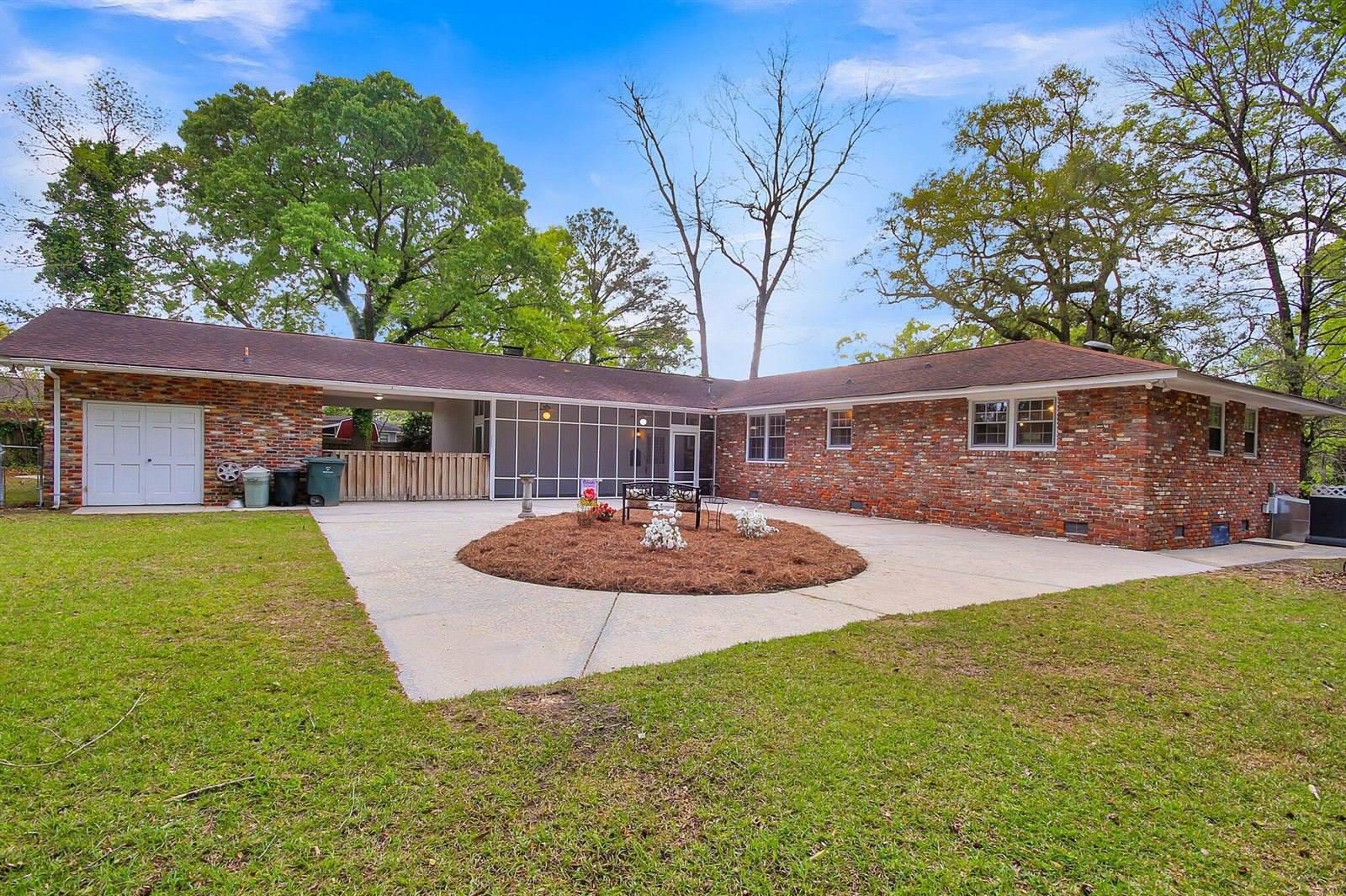 930 Holly Court, Hanahan, SC 29410