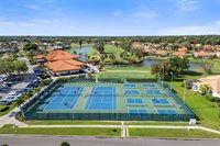 4941 Peridia Boulevard East, Bradenton, FL 34203