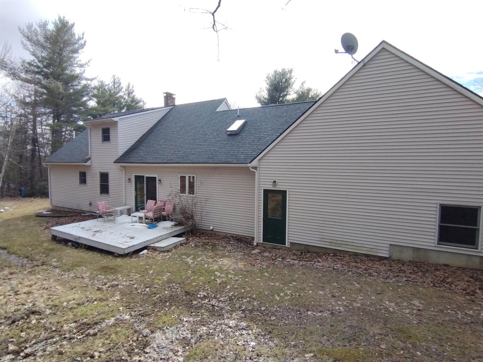 23 Carriage Lane, Holden, ME 04429