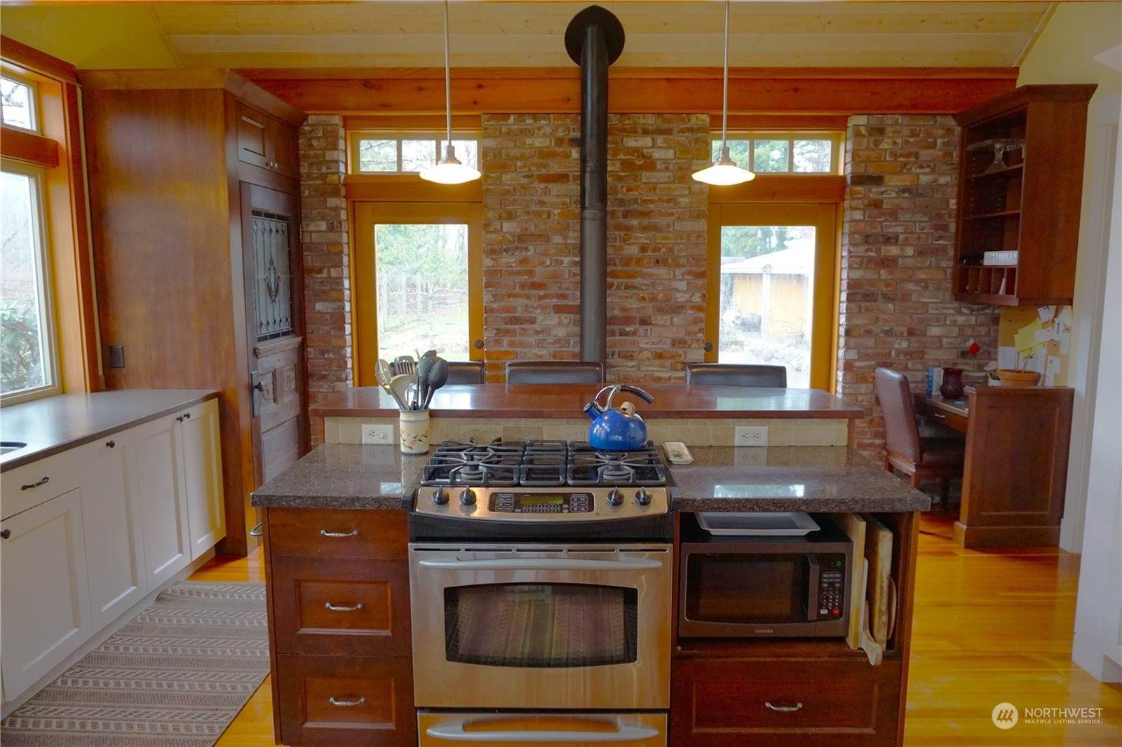 1501 Kelly Road, Bellingham, WA 98226