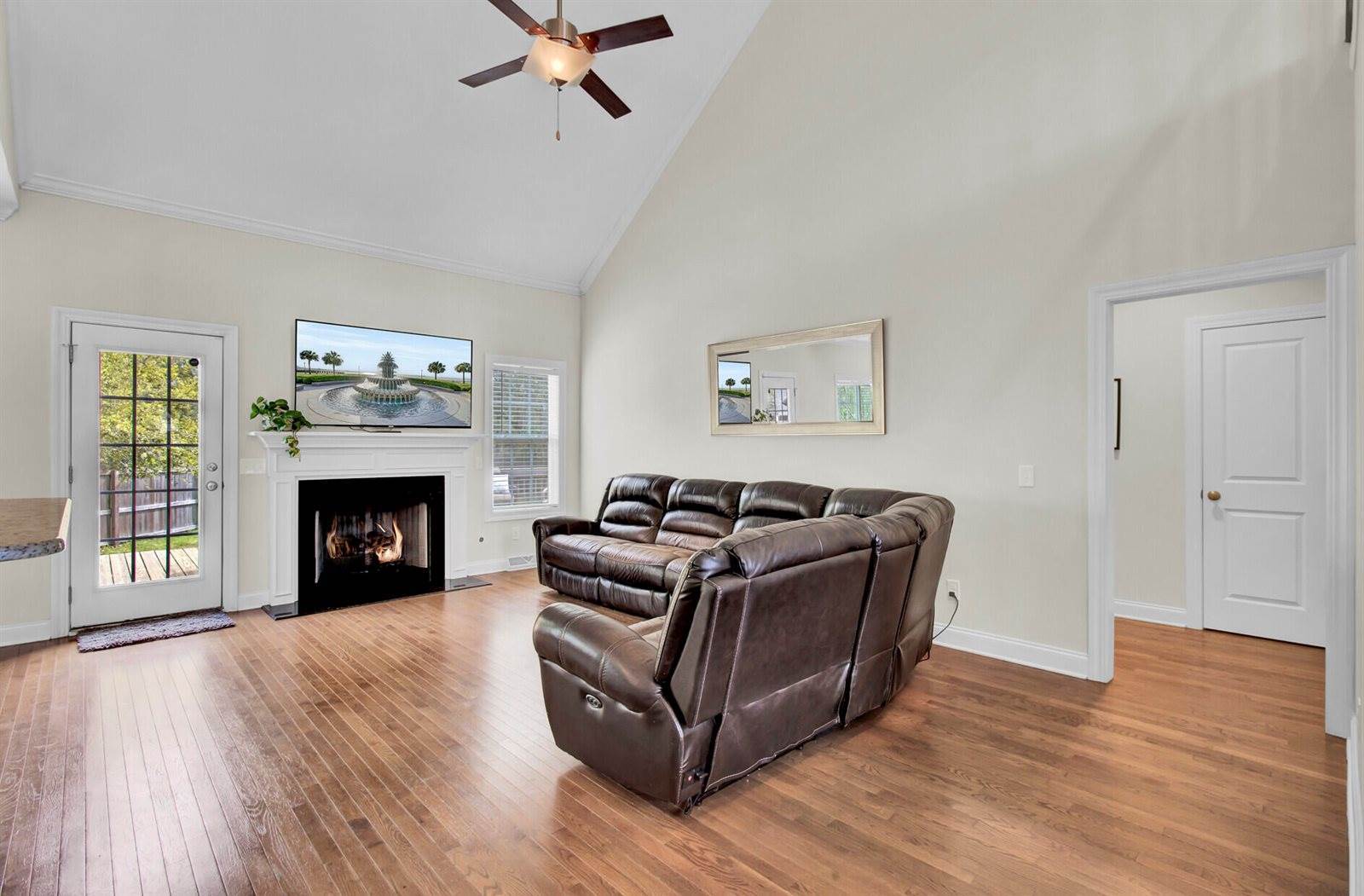 8762 Evangeline Drive, North Charleston, SC 29420