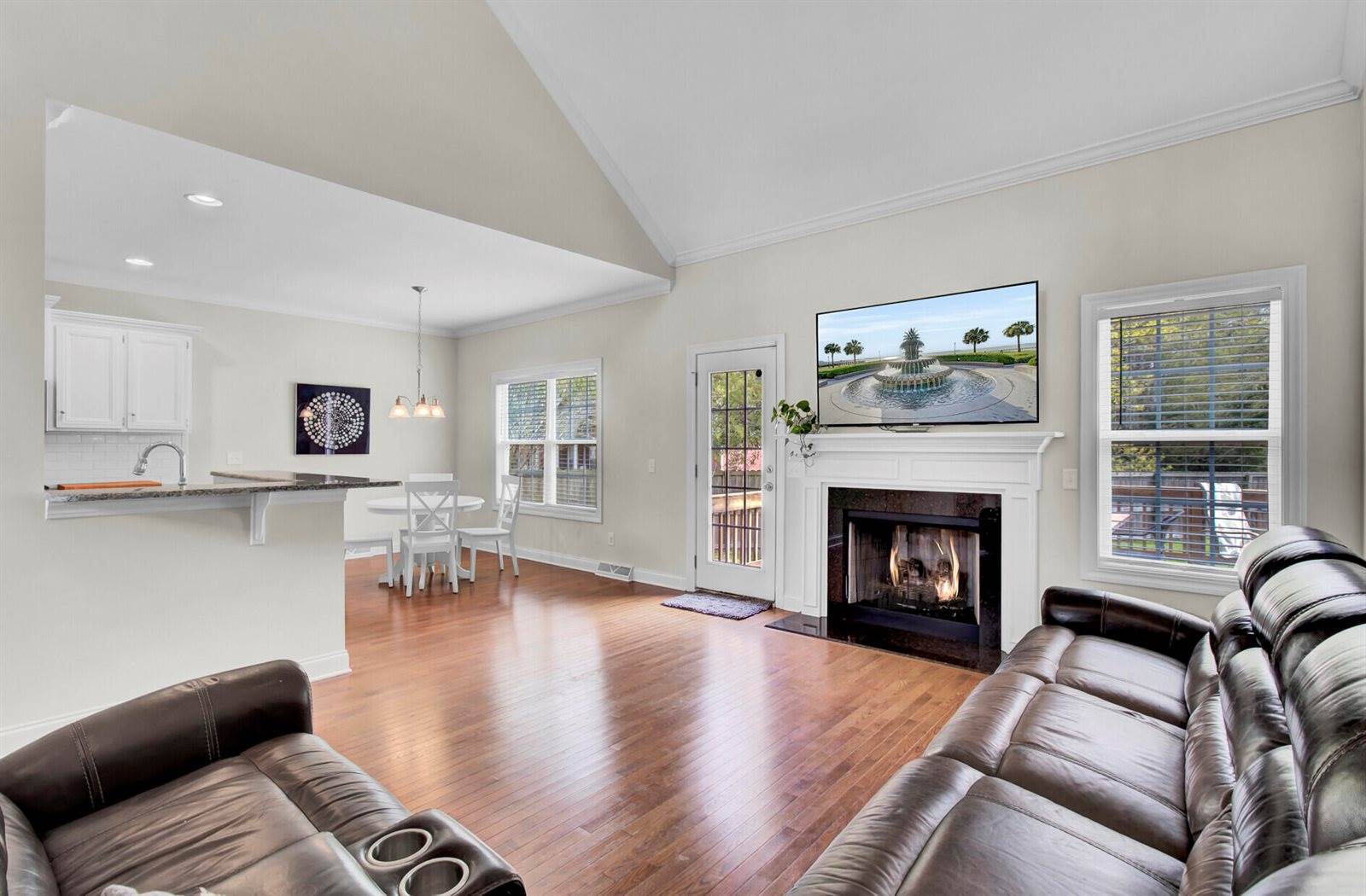 8762 Evangeline Drive, North Charleston, SC 29420