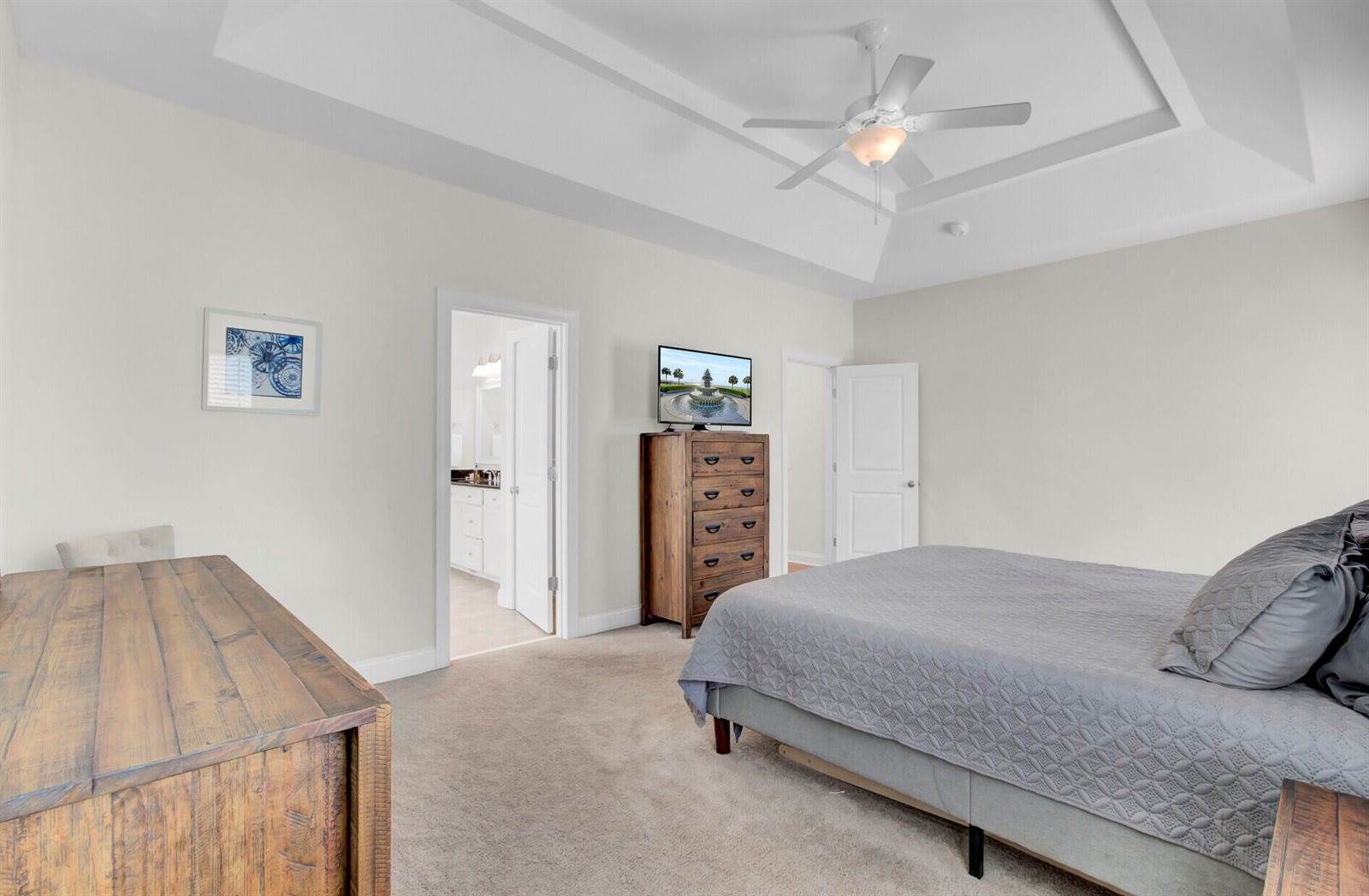 8762 Evangeline Drive, North Charleston, SC 29420