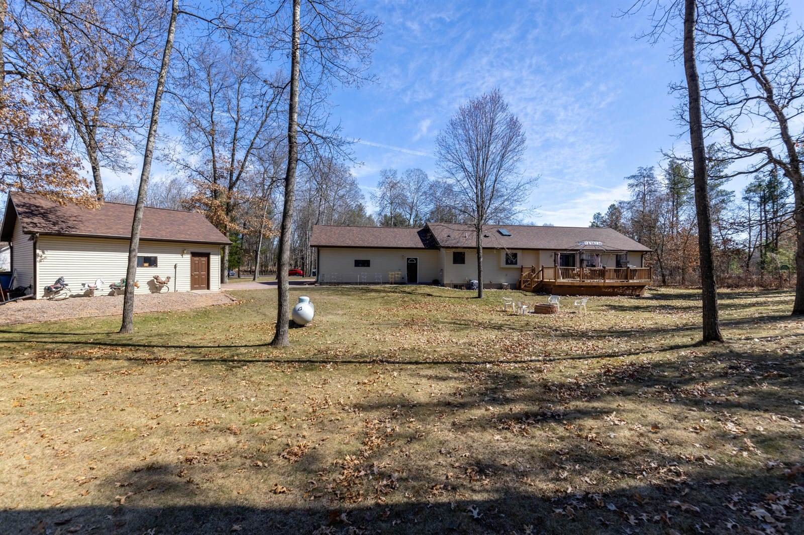 1185 Arrowhead Trl, Rome, WI 54457