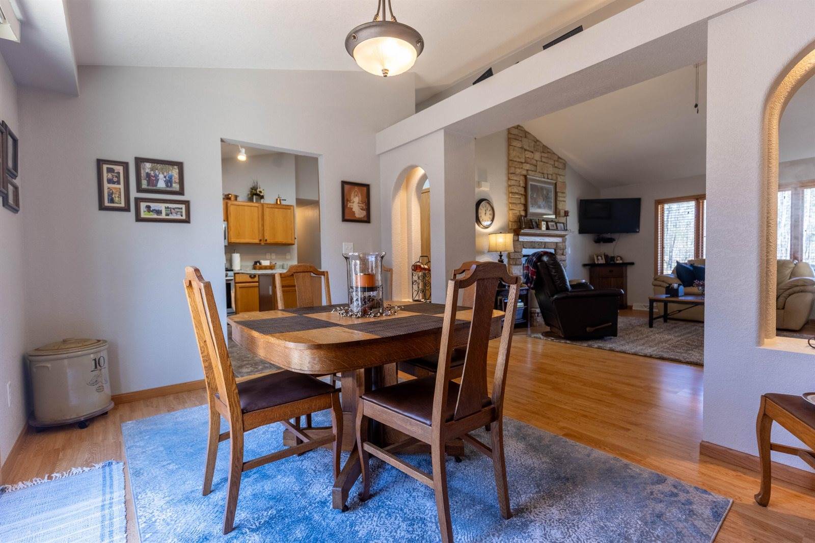 1185 Arrowhead Trl, Rome, WI 54457