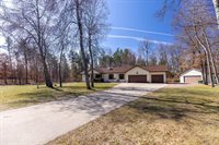 1185 Arrowhead Trl, Rome, WI 54457
