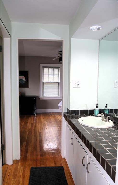 7 East 65 Street, Kansas City, MO 64113