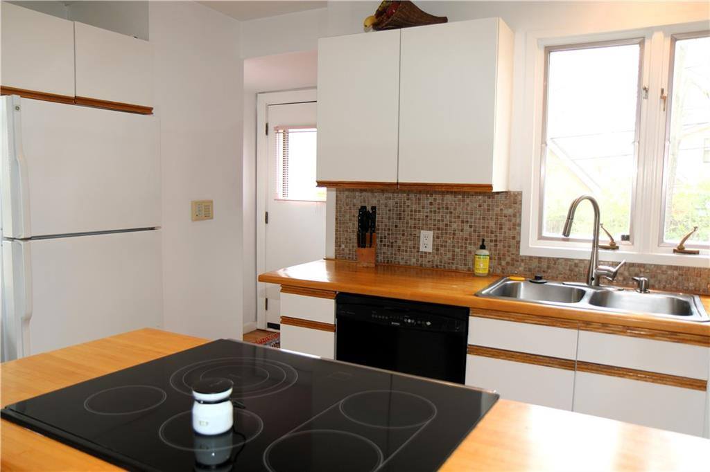 7 East 65 Street, Kansas City, MO 64113