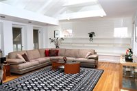 7 East 65 Street, Kansas City, MO 64113