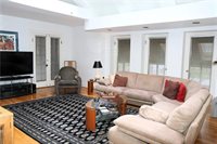 7 East 65 Street, Kansas City, MO 64113