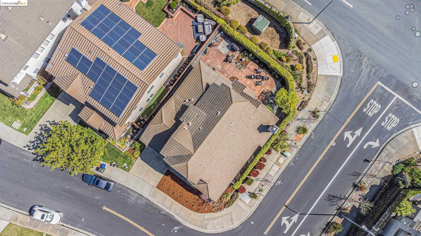 100 Burgundy Ct, Martinez, CA 94553