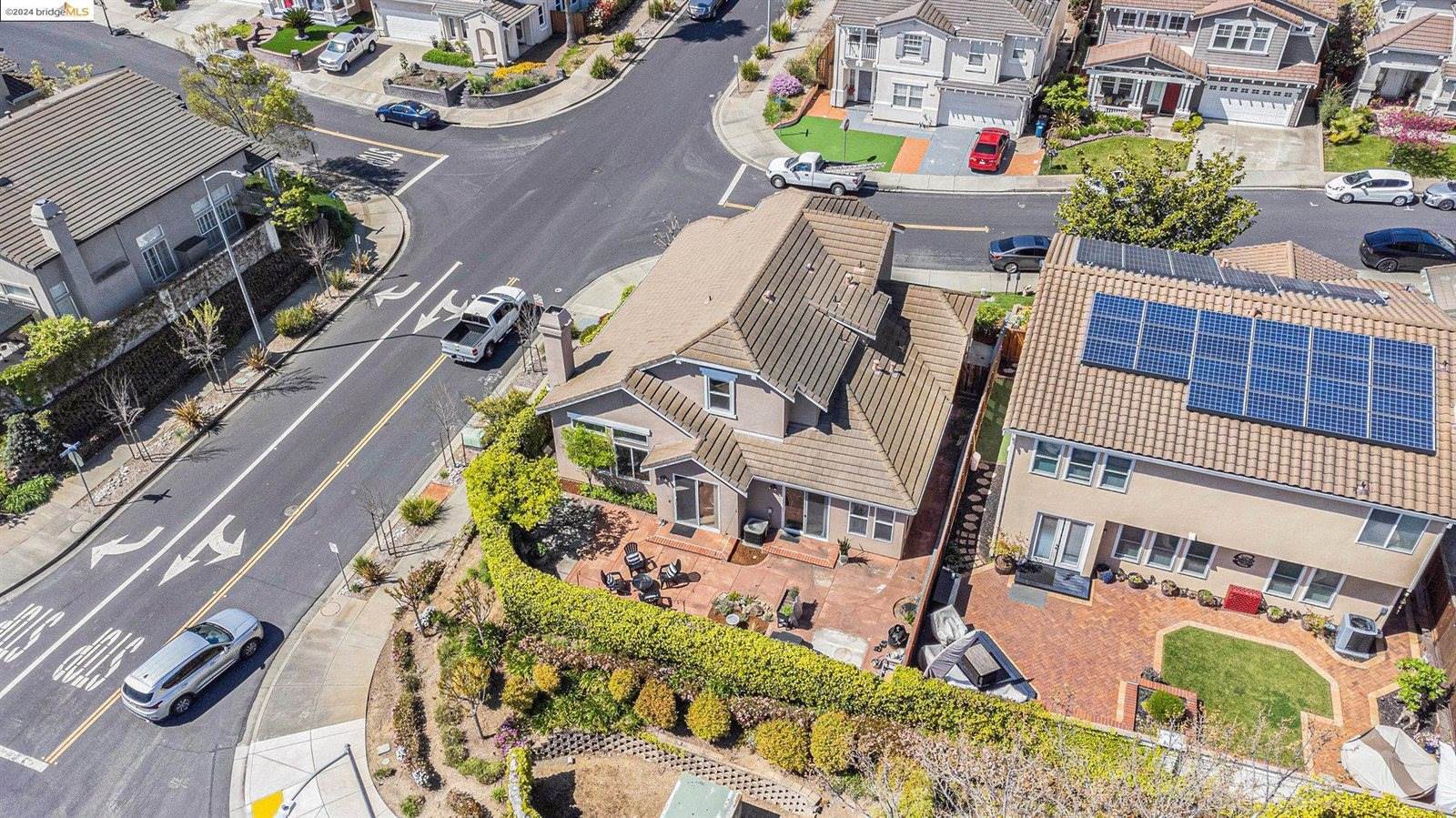 100 Burgundy Ct, Martinez, CA 94553