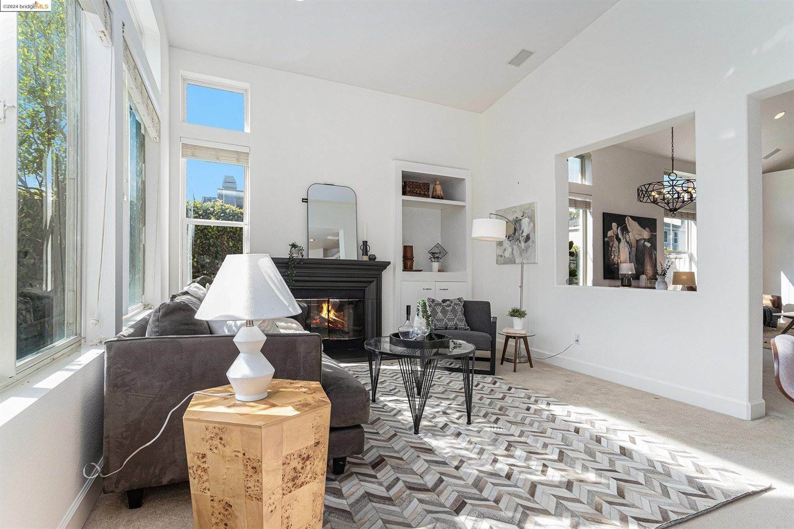 100 Burgundy Ct, Martinez, CA 94553