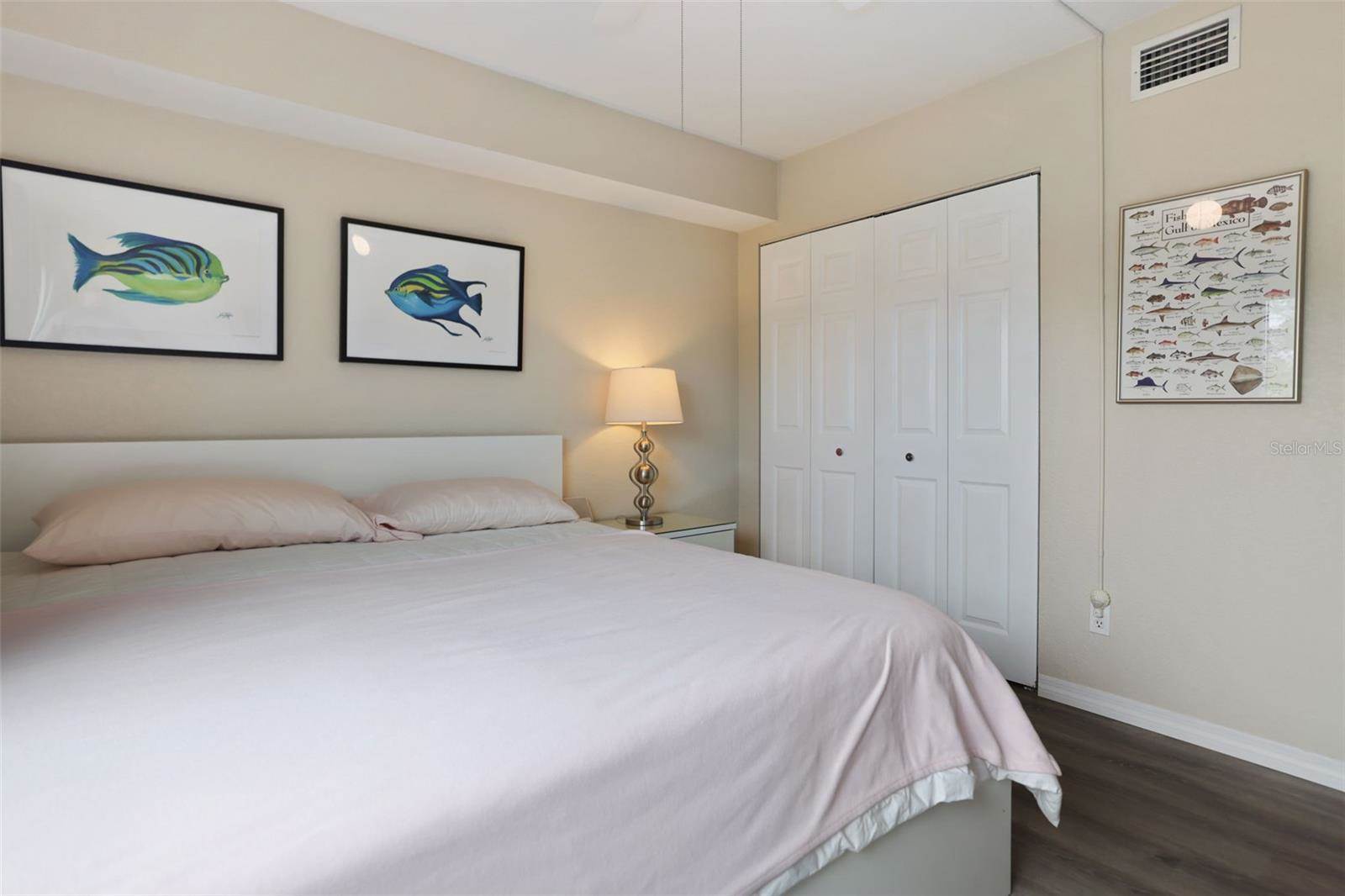 2090 Hunters Glen Drive, Dunedin, FL 34698