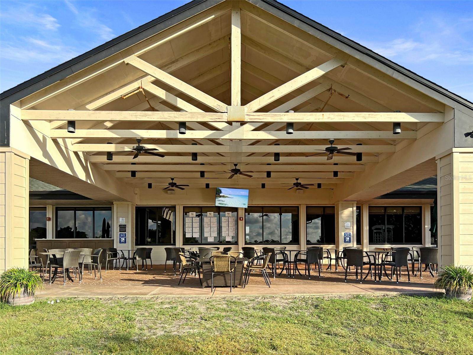 2090 Hunters Glen Drive, Dunedin, FL 34698