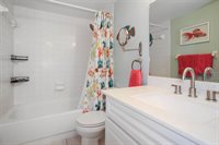 2090 Hunters Glen Drive, Dunedin, FL 34698