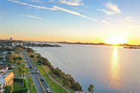 2090 Hunters Glen Drive, Dunedin, FL 34698