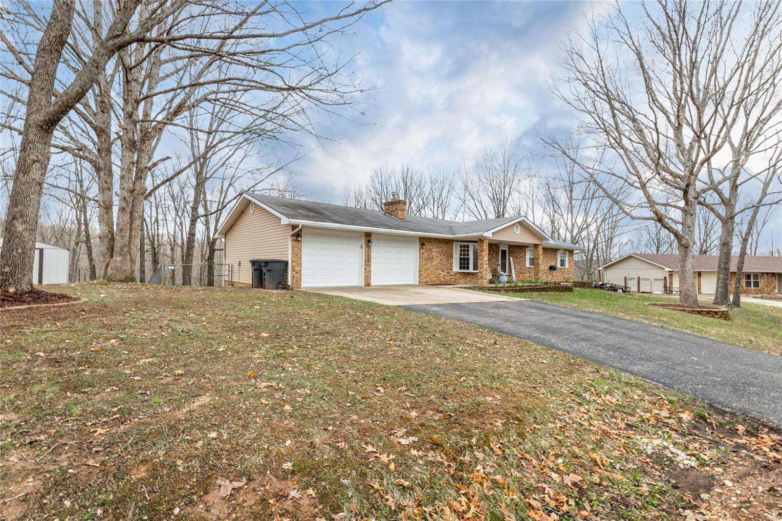 21201 Helga Lane, Saint Robert, MO 65584