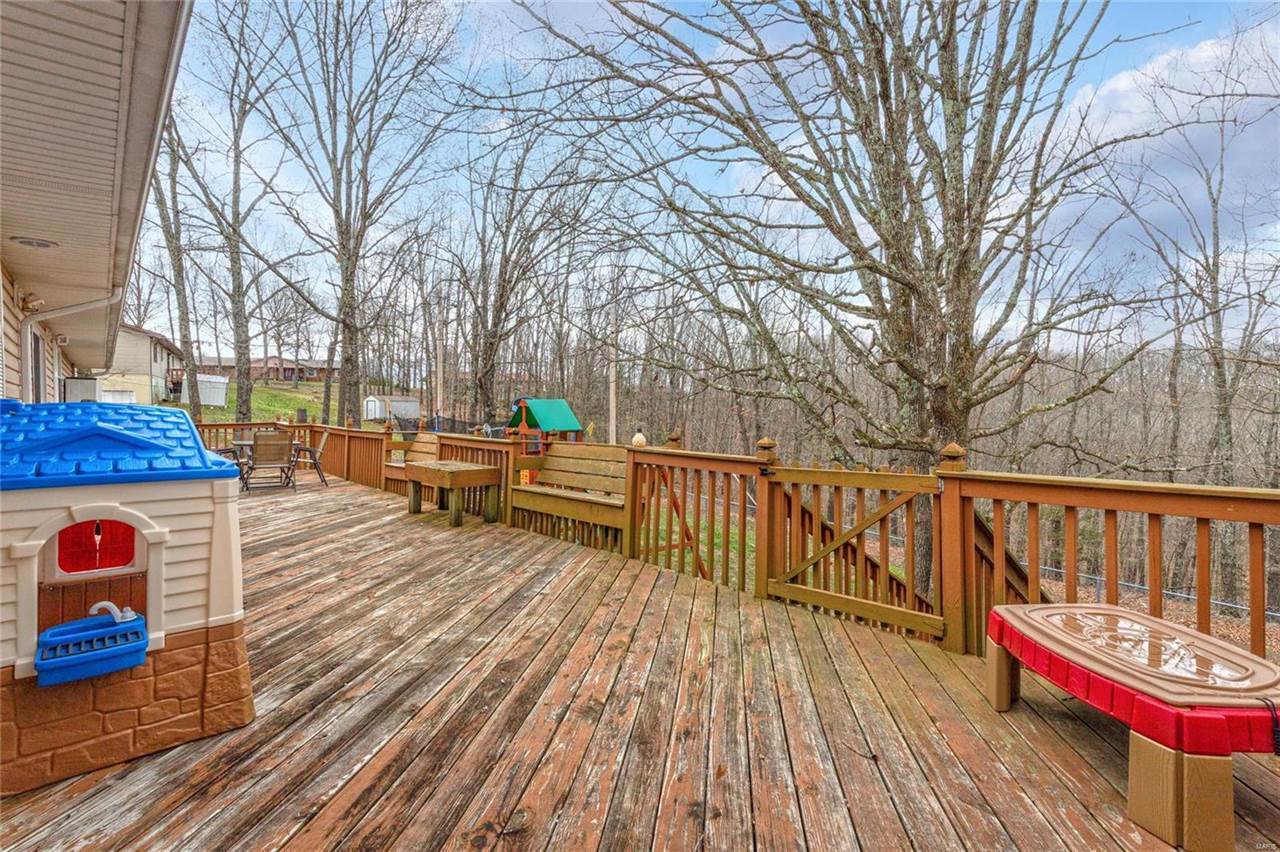 21201 Helga Lane, Saint Robert, MO 65584