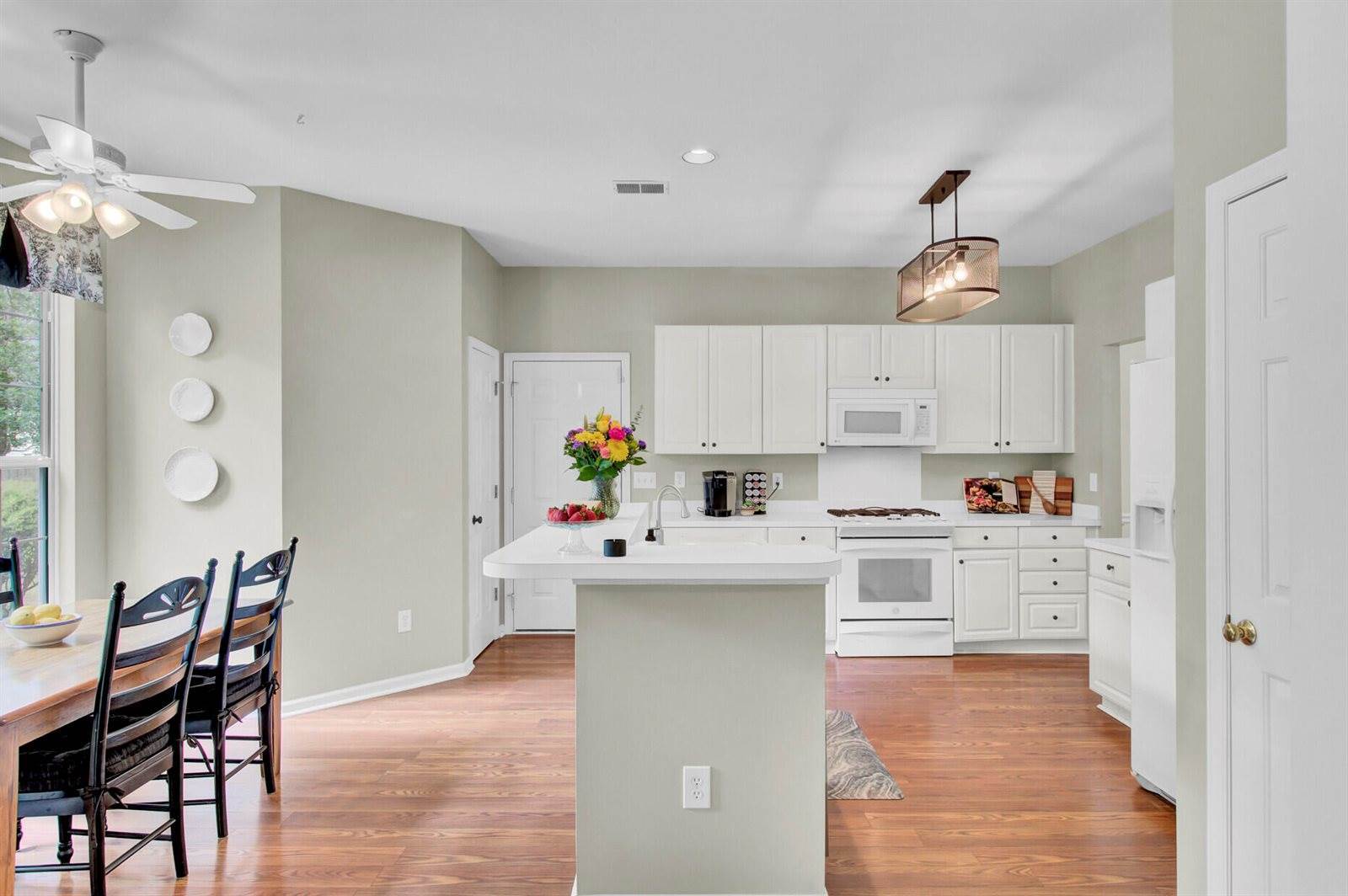 202 Masters Court, Summerville, SC 29485