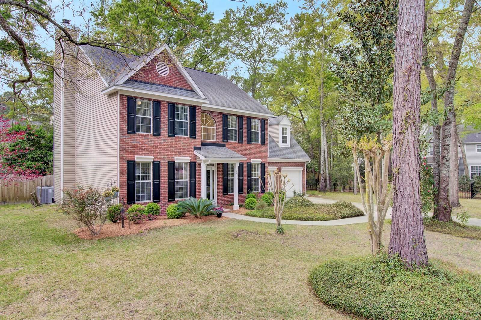 202 Masters Court, Summerville, SC 29485