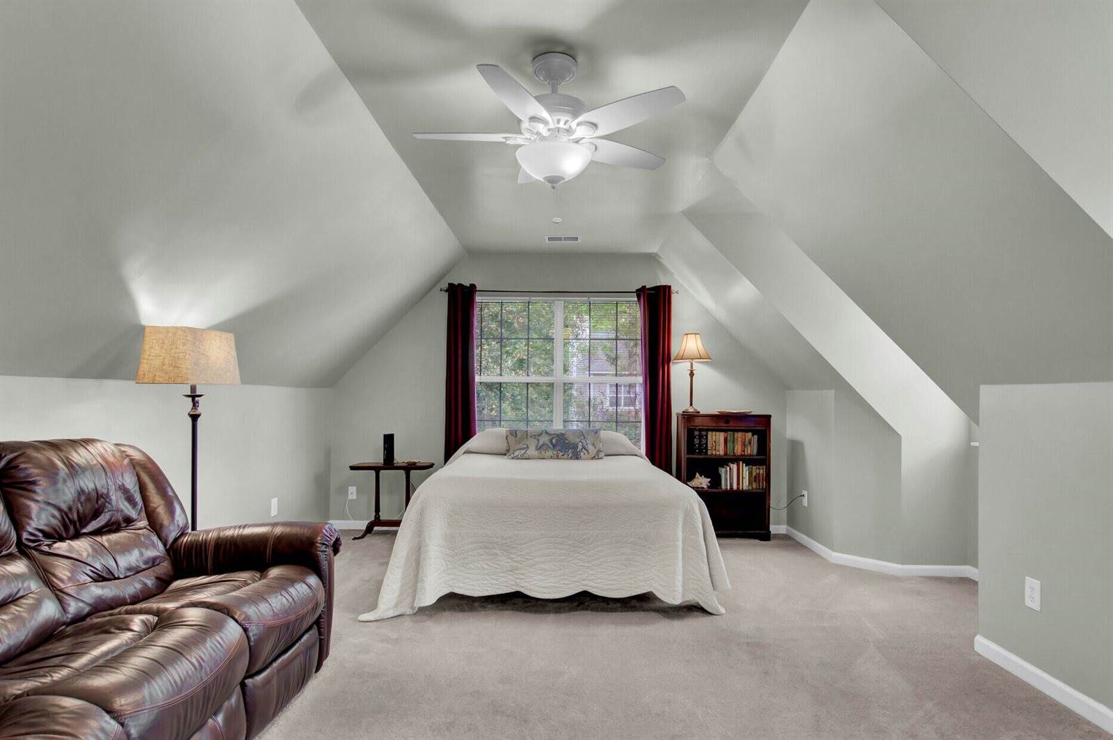 202 Masters Court, Summerville, SC 29485