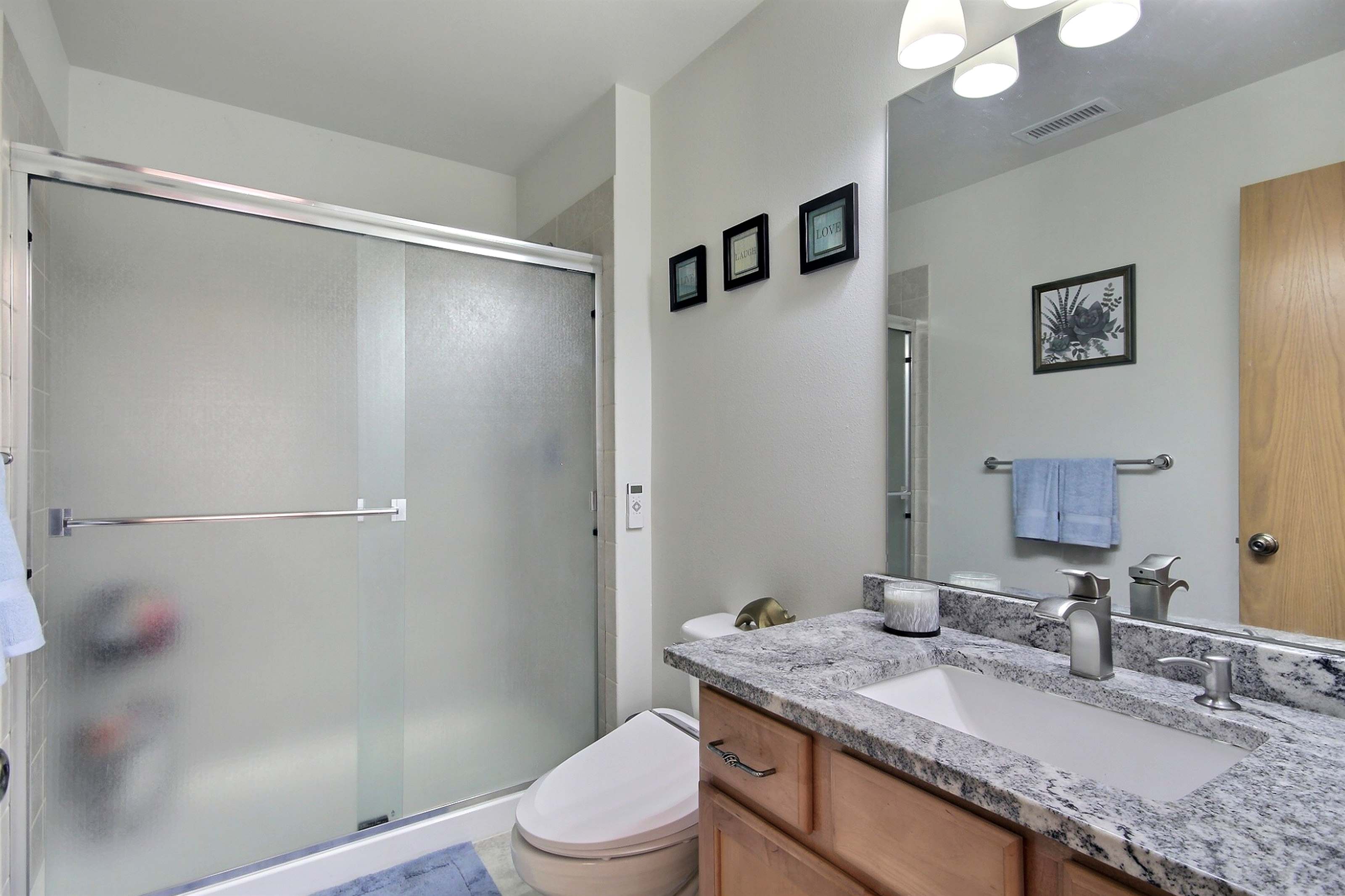 1166 Griggs Street, DuPont, WA 98327