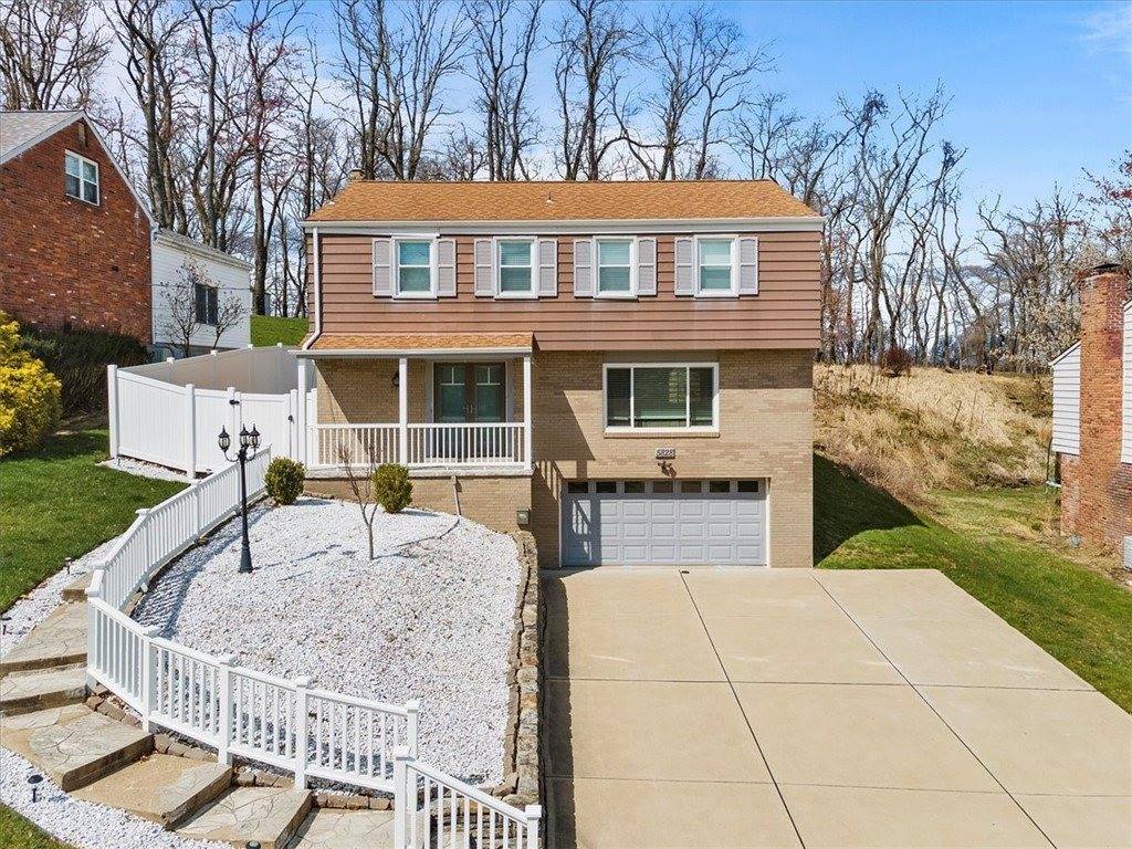 5828 Glen Hill Dr, Bethel Park, PA 15102