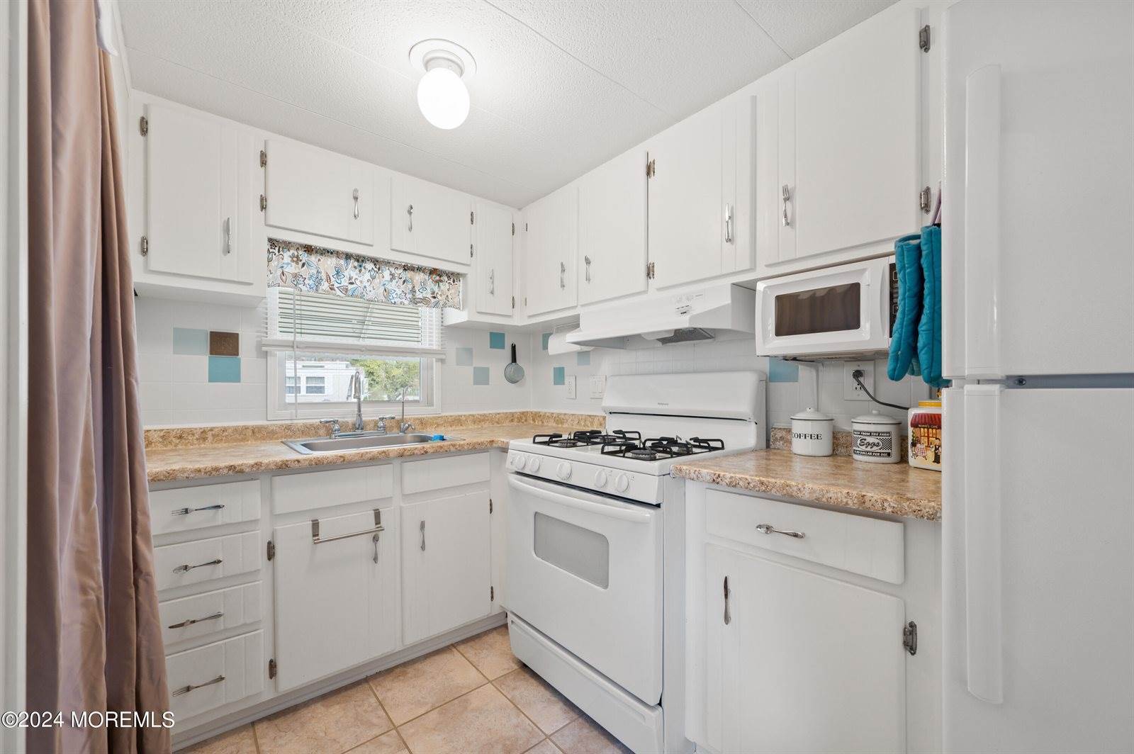 102 Antonia Drive, Jackson, NJ 08527