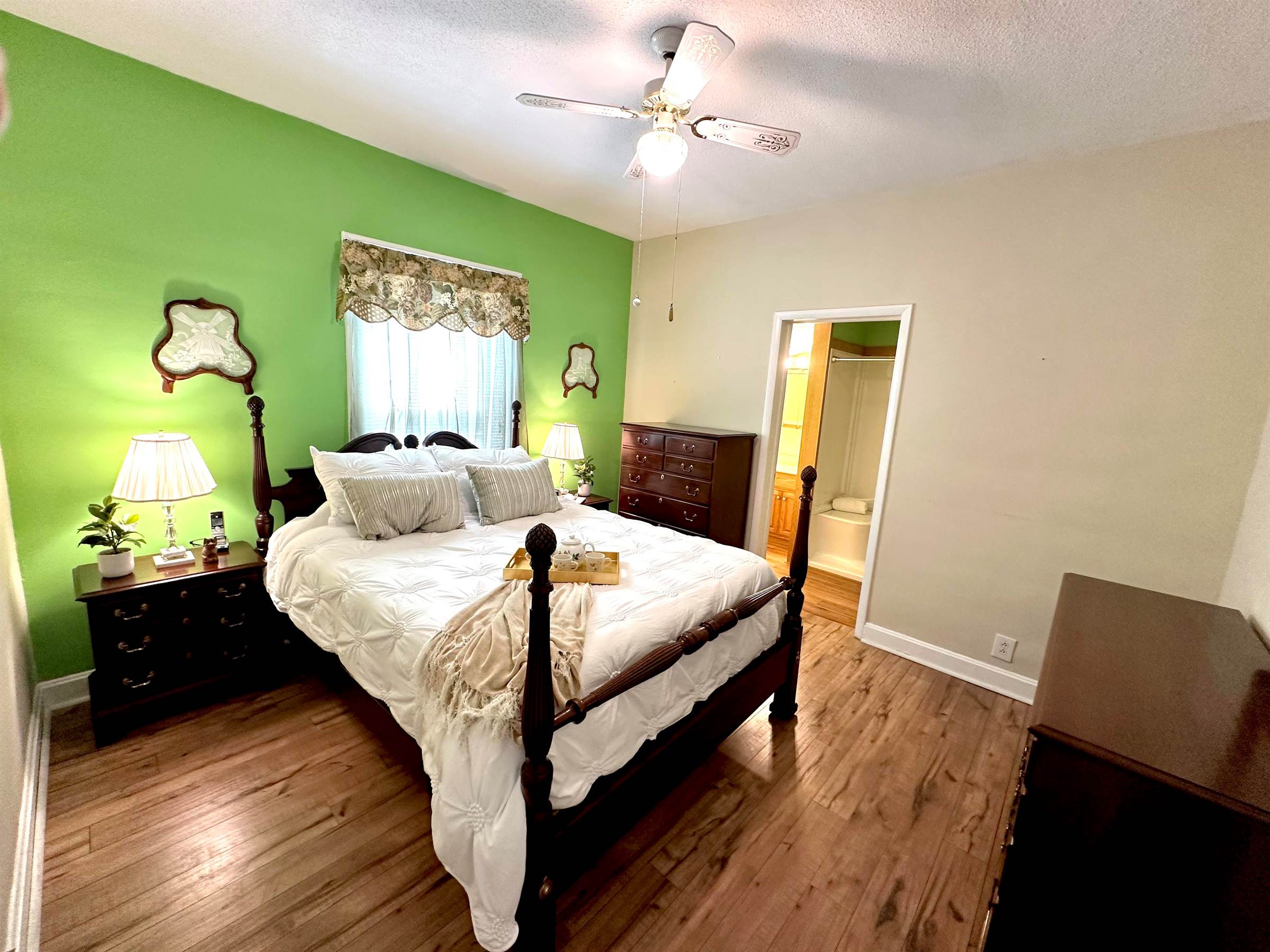 127 Barton Ave, Terre Haute, IN 47803