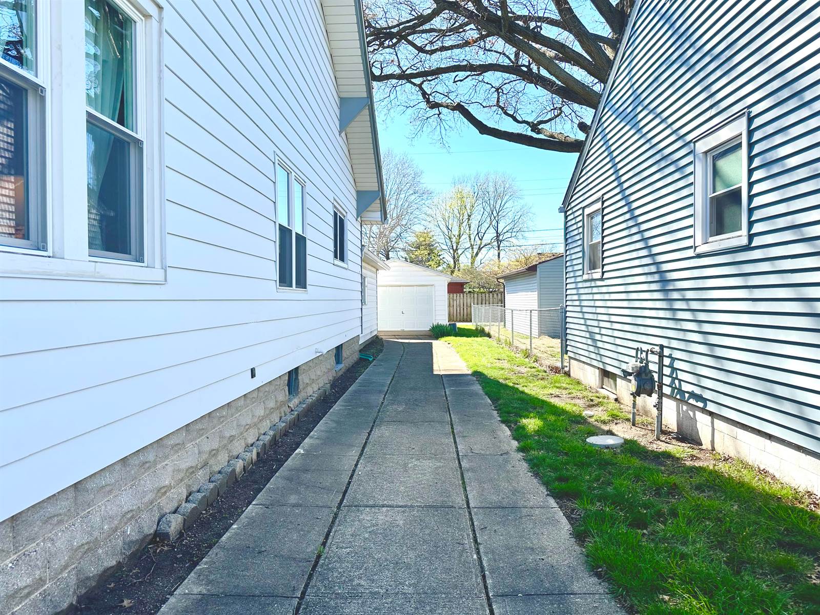 127 Barton Ave, Terre Haute, IN 47803