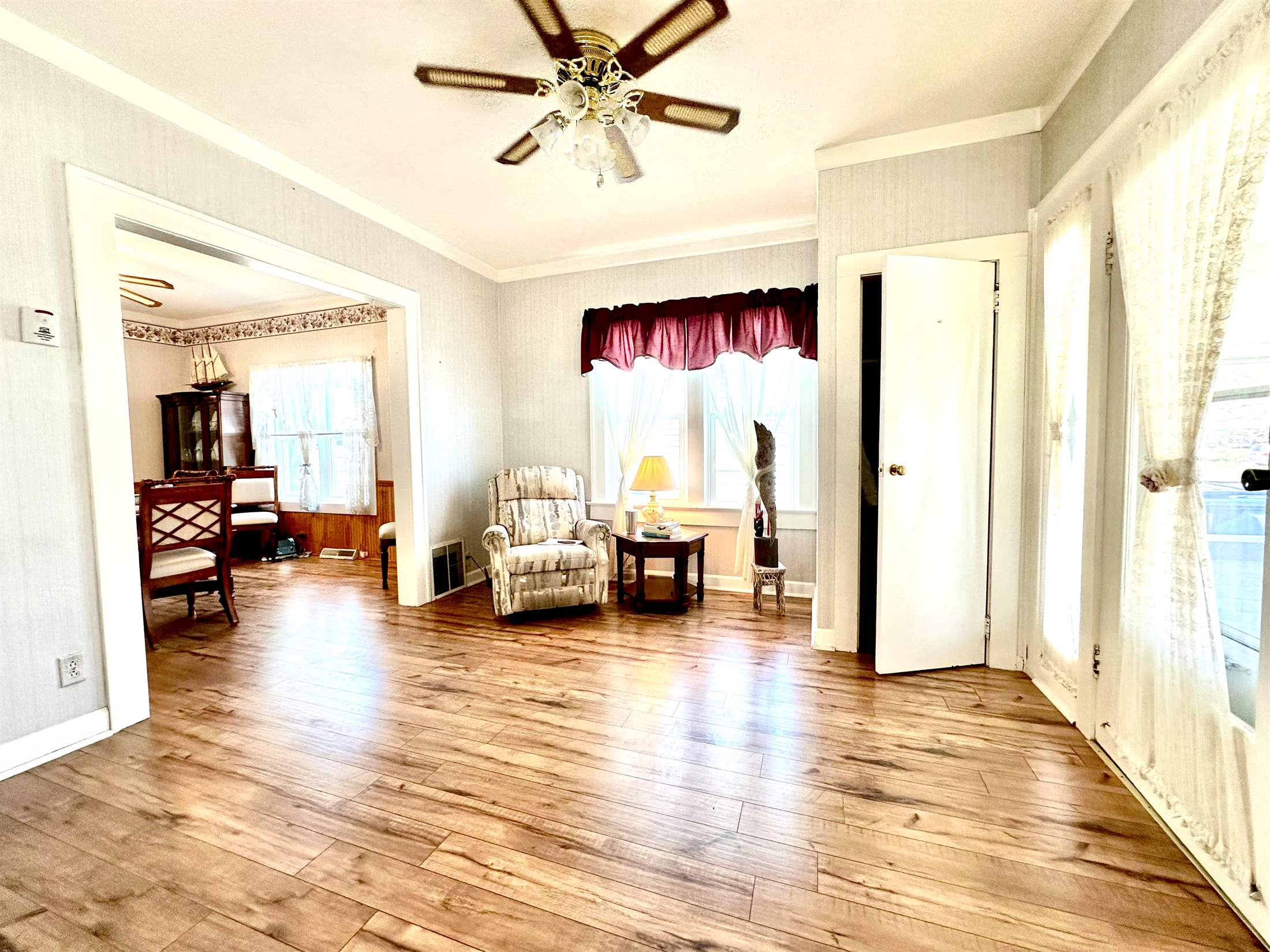 127 Barton Ave, Terre Haute, IN 47803