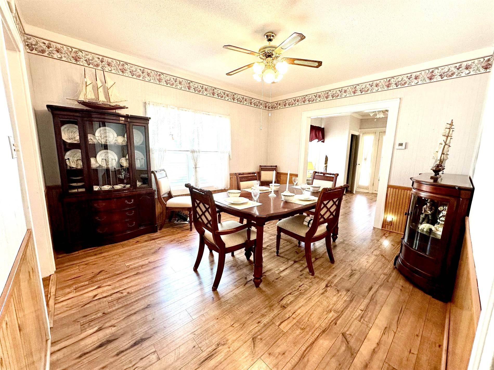 127 Barton Ave, Terre Haute, IN 47803