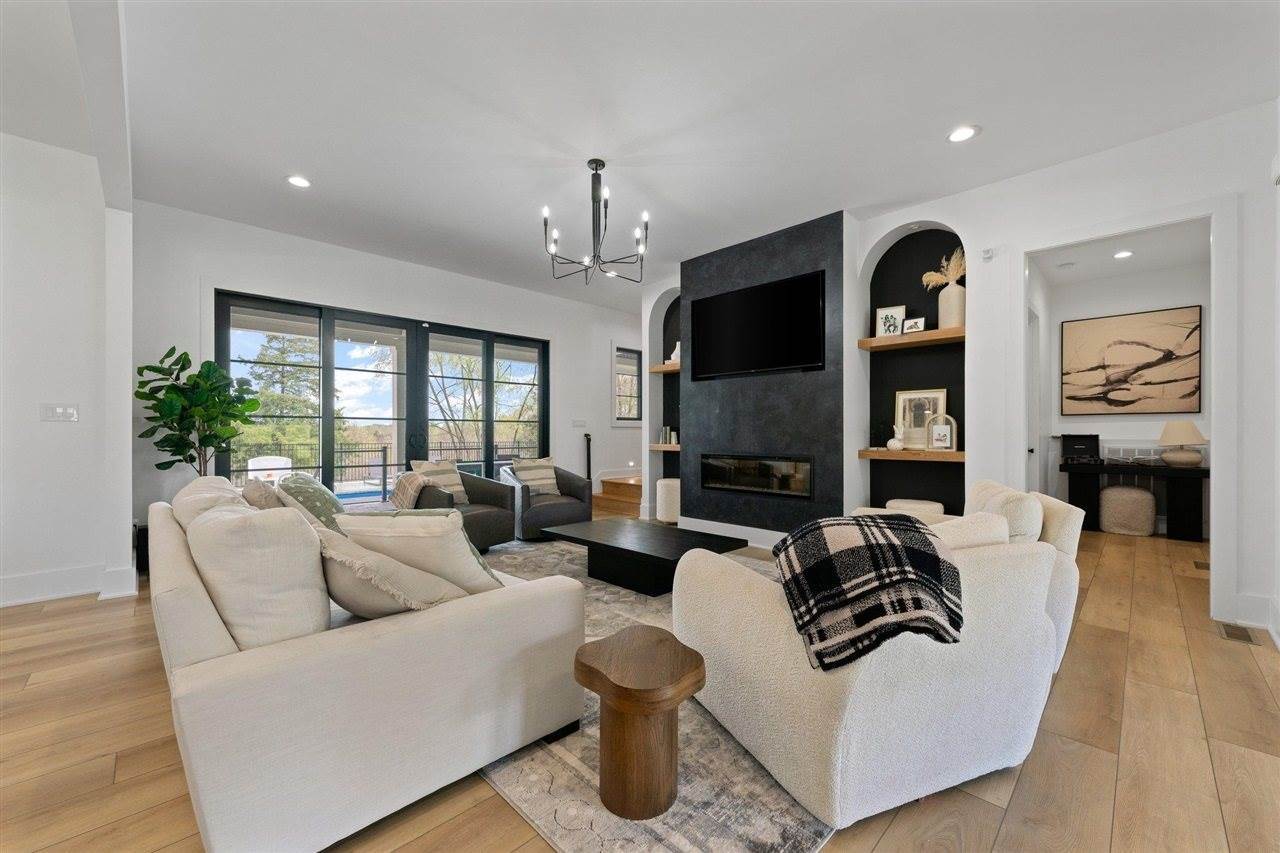 1292 Carter Road, Bowling Green, KY 42103