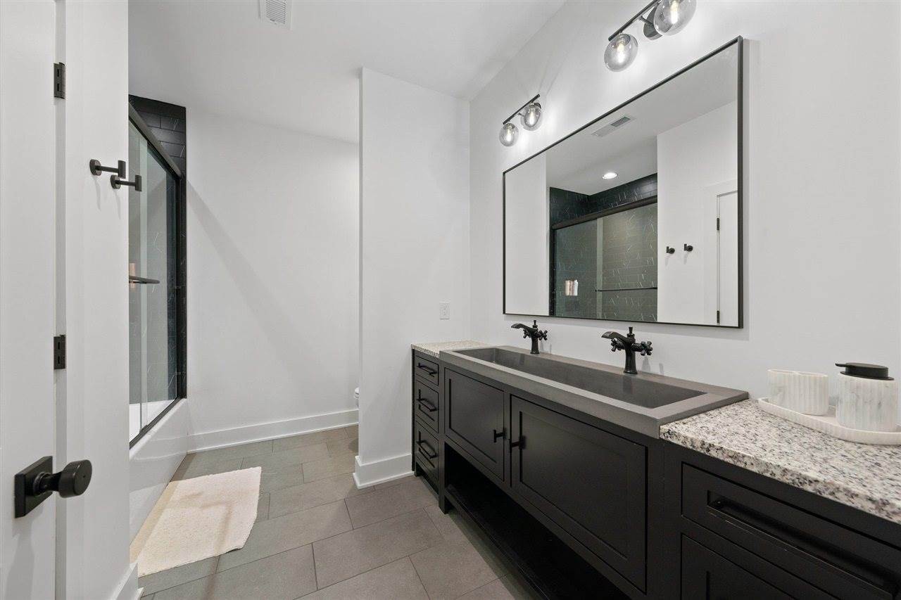 1292 Carter Road, Bowling Green, KY 42103