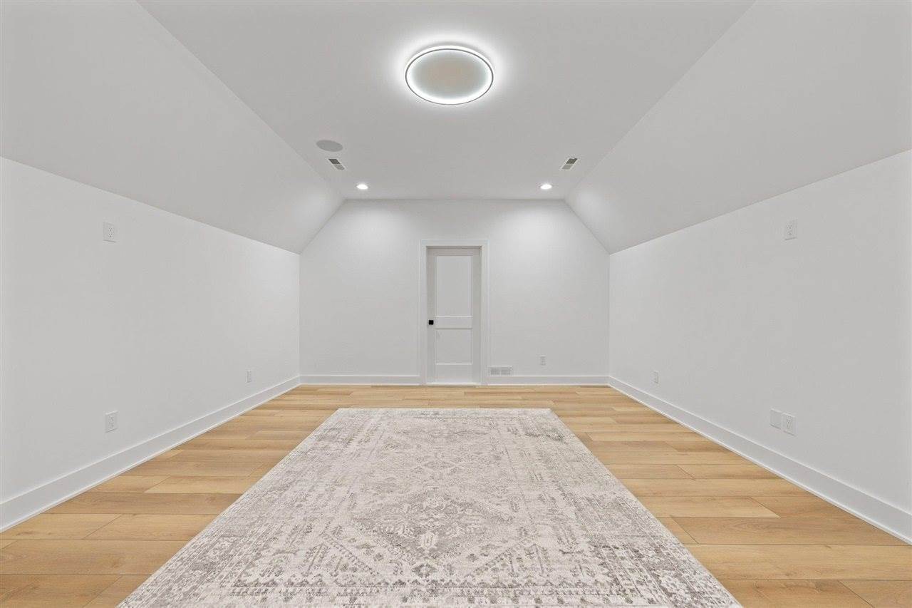 1292 Carter Road, Bowling Green, KY 42103