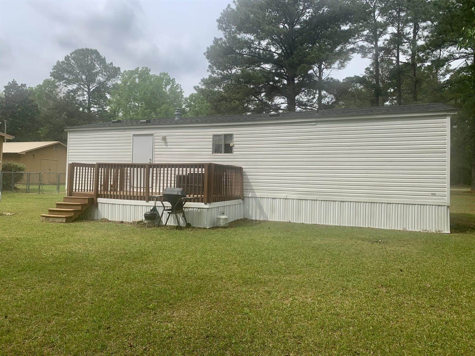 2683 Lizzie Creek Road, Summerton, SC 29148