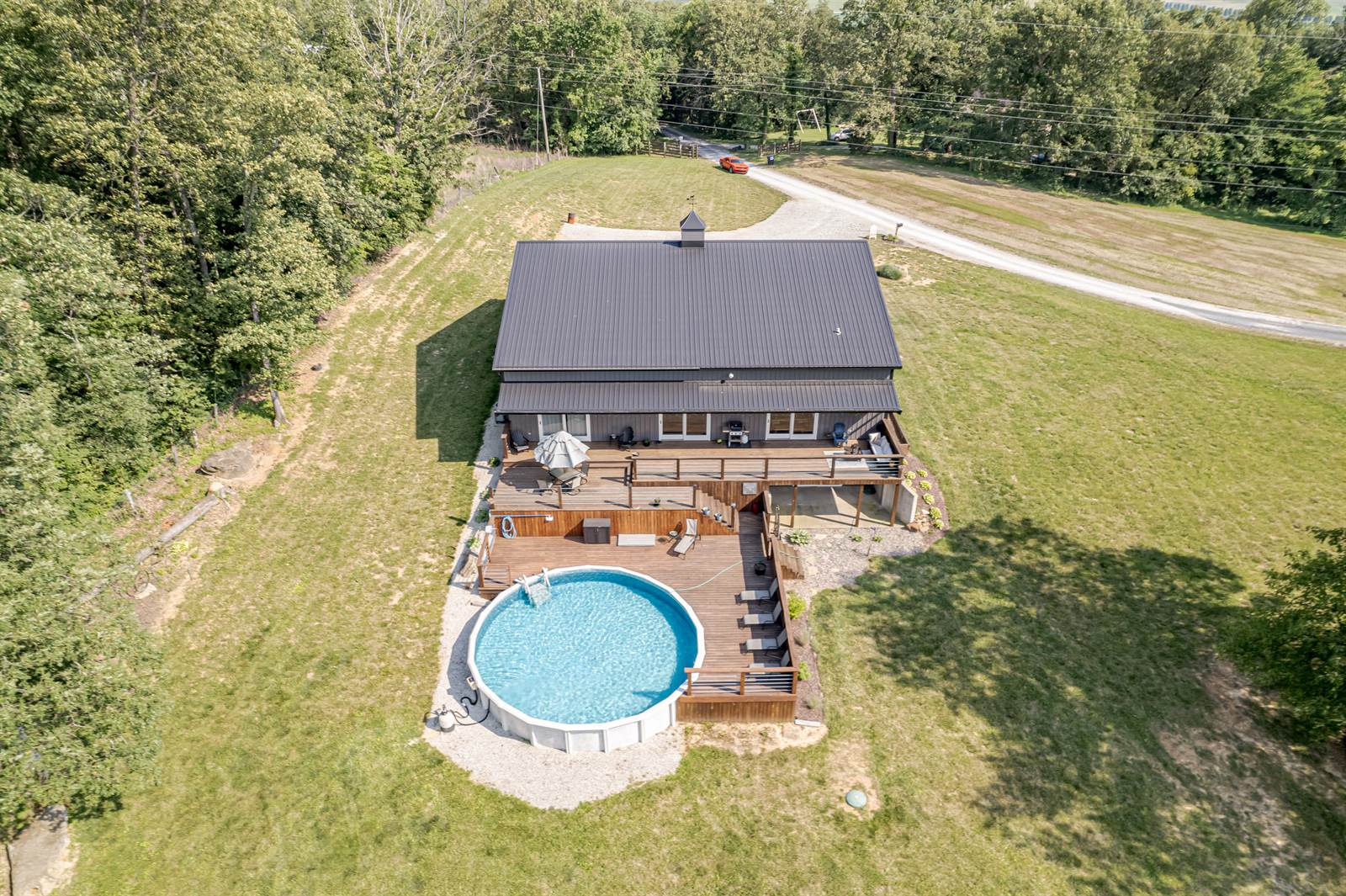 500 Seven Oaks Ln, Irvington, KY 40146