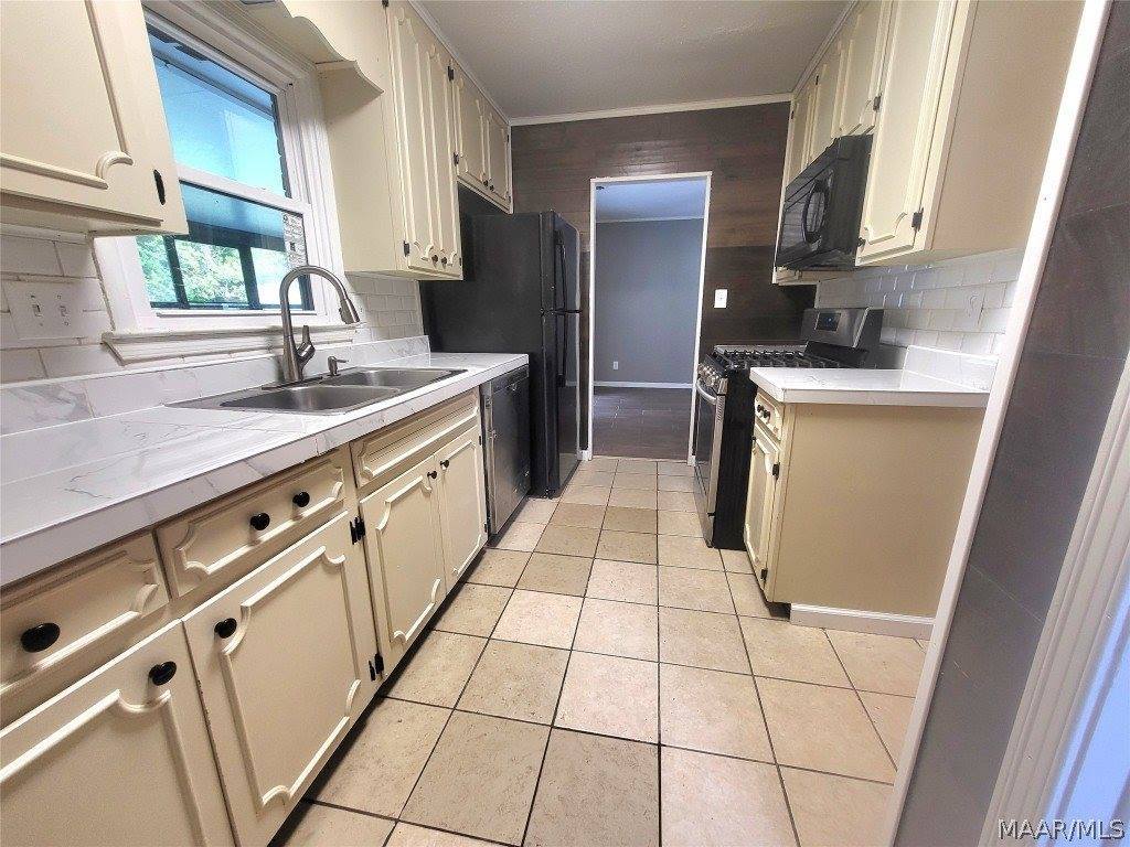 301 Bowling Green Drive, Montgomery, AL 36109