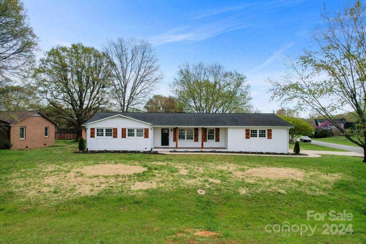606 Jane Sowers Road, Statesville, NC 28625