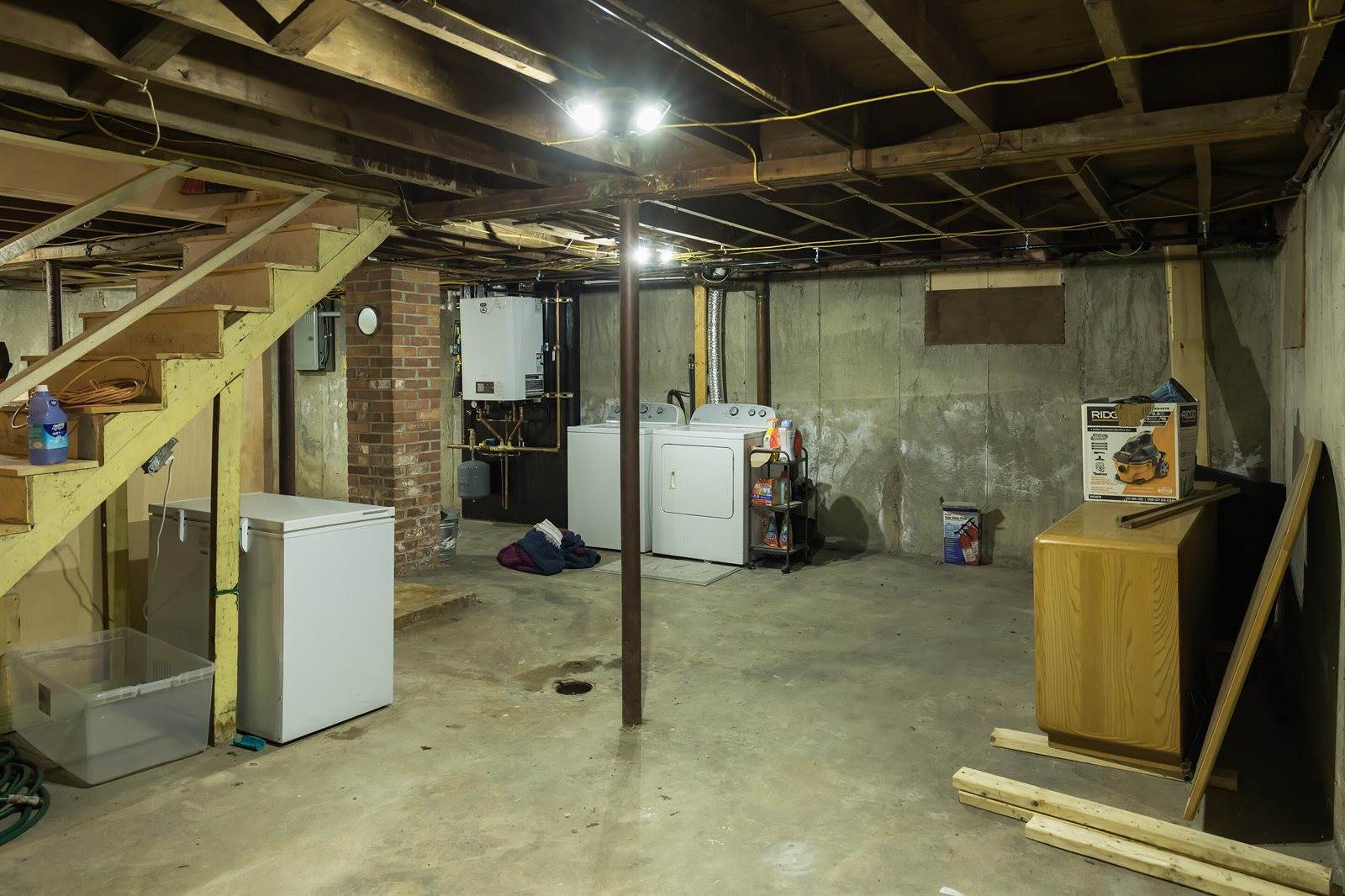 64 Newland Avenue, Augusta, ME 04330