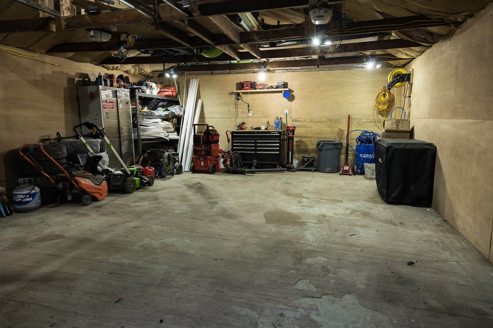 64 Newland Avenue, Augusta, ME 04330