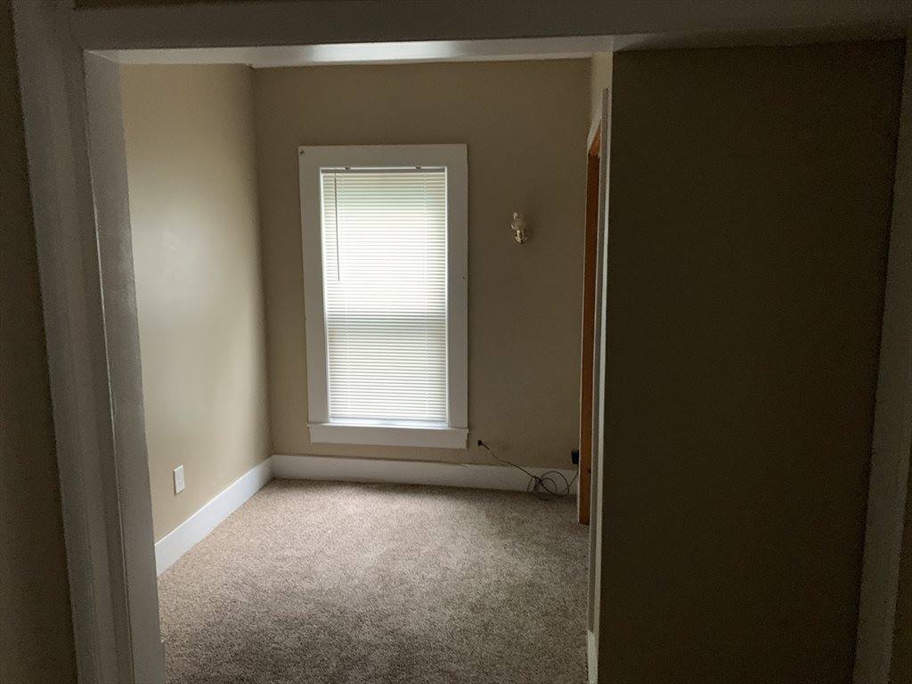 124 Catharine St, Springfield, MA 01109
