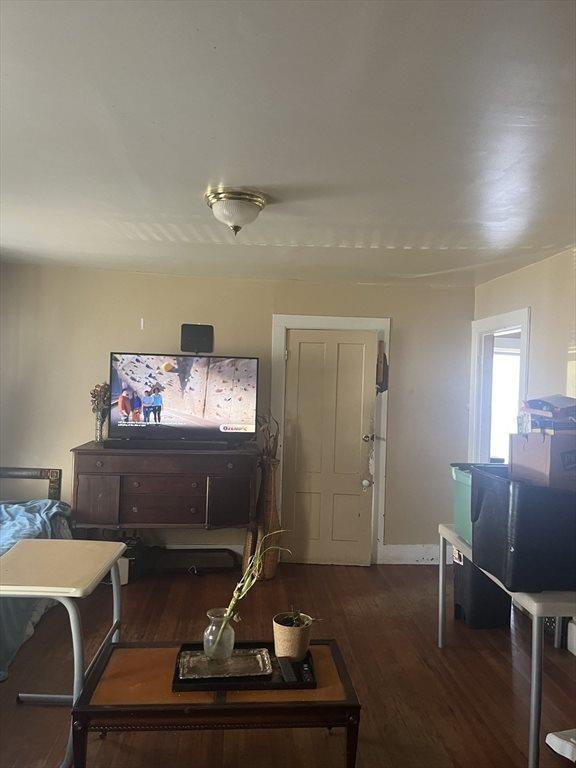 124 Catharine St, Springfield, MA 01109