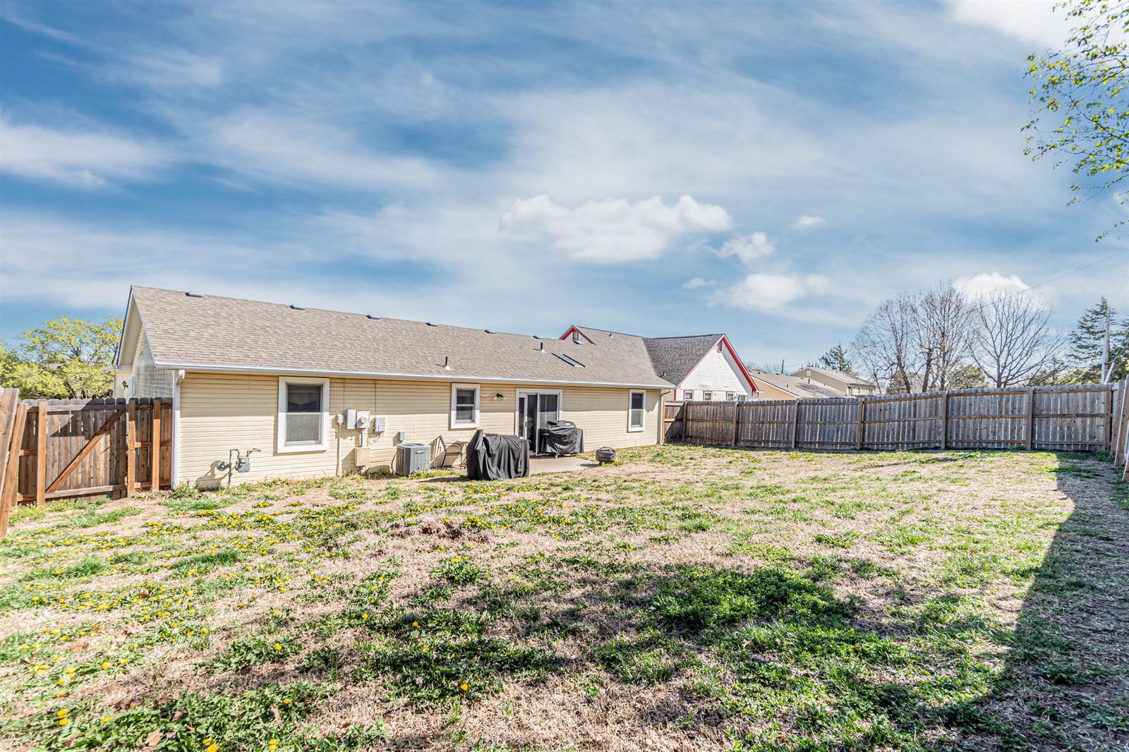 1425 Pearl Drive, Junction City, KS 66441