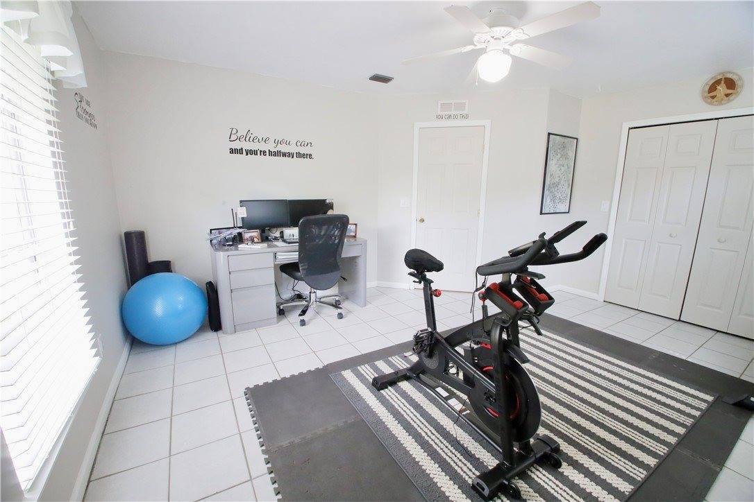 910 Flamingo Avenue, Sebastian, FL 32958