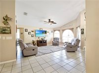 910 Flamingo Avenue, Sebastian, FL 32958