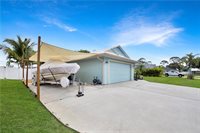 910 Flamingo Avenue, Sebastian, FL 32958