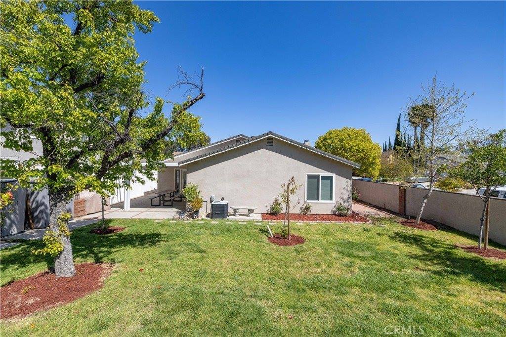 25907 Matel Road, Valencia, CA 91355