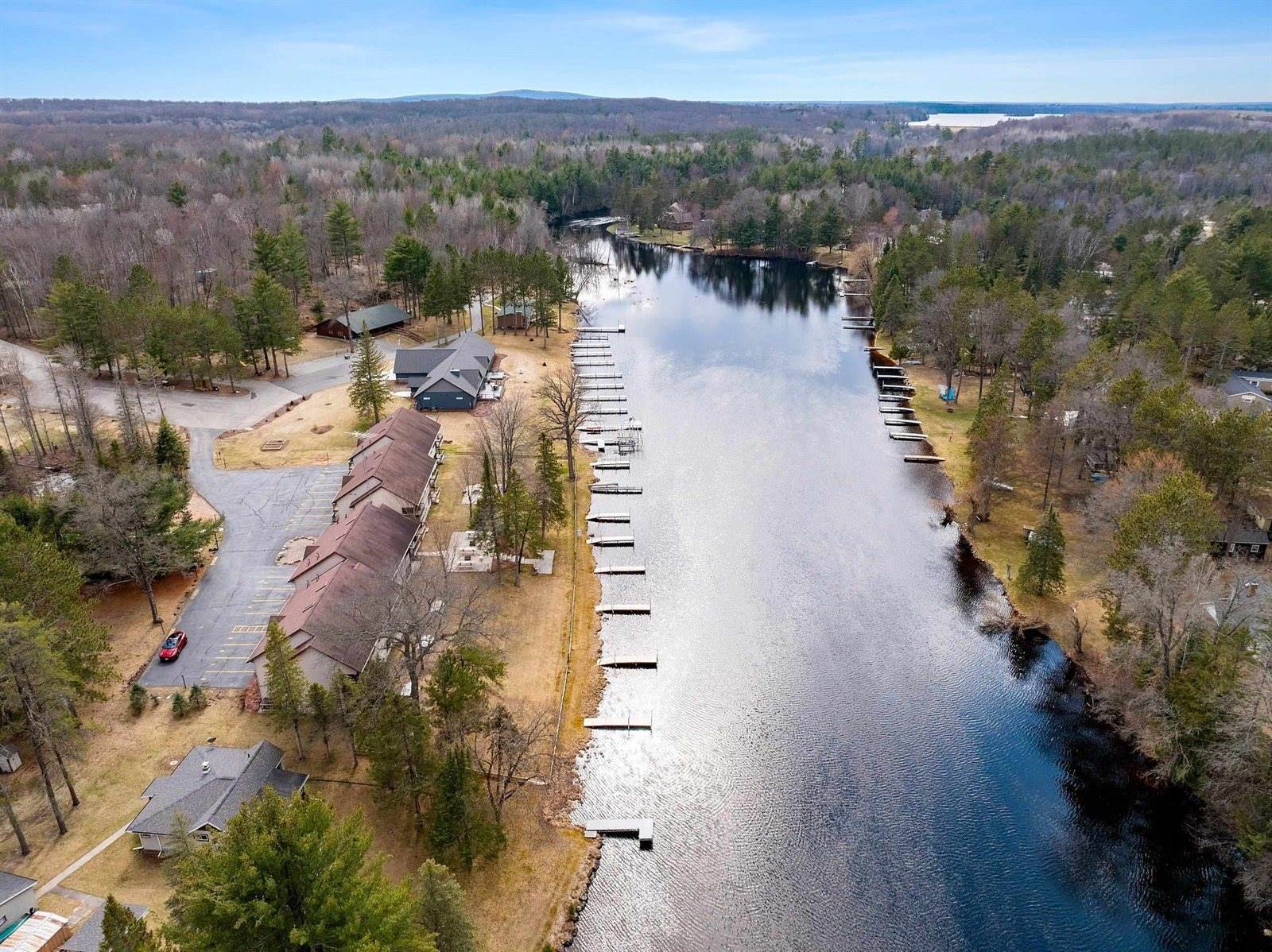 N10911 Peshtigo River Lane, #14, Crivitz, WI 54114